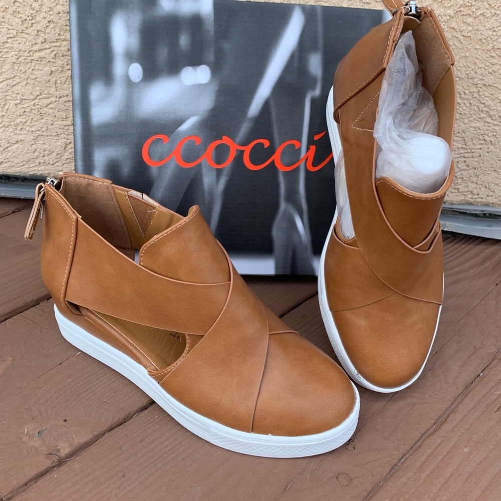 Maya Cut out Wedge Sneakers